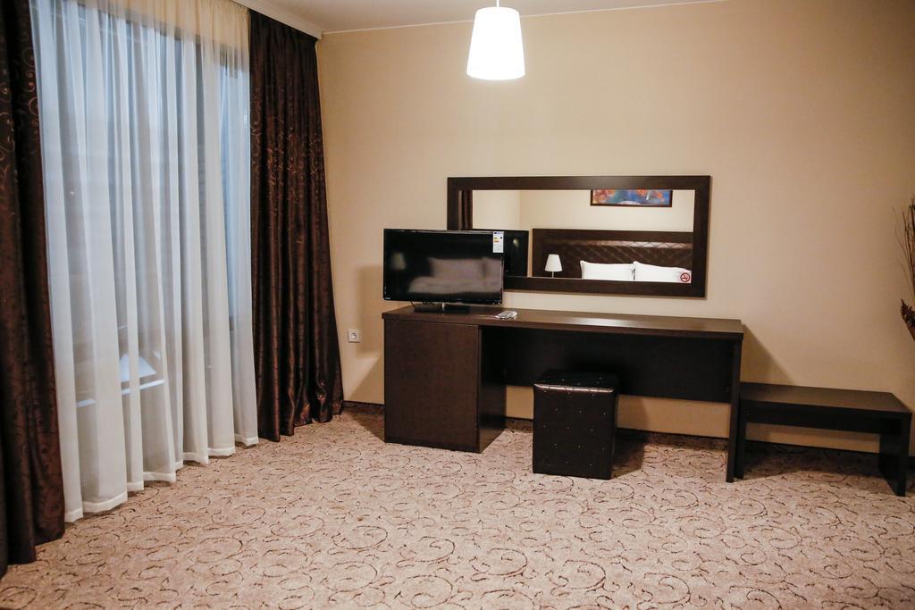 Einstein House & Spa Marchevo Luaran gambar